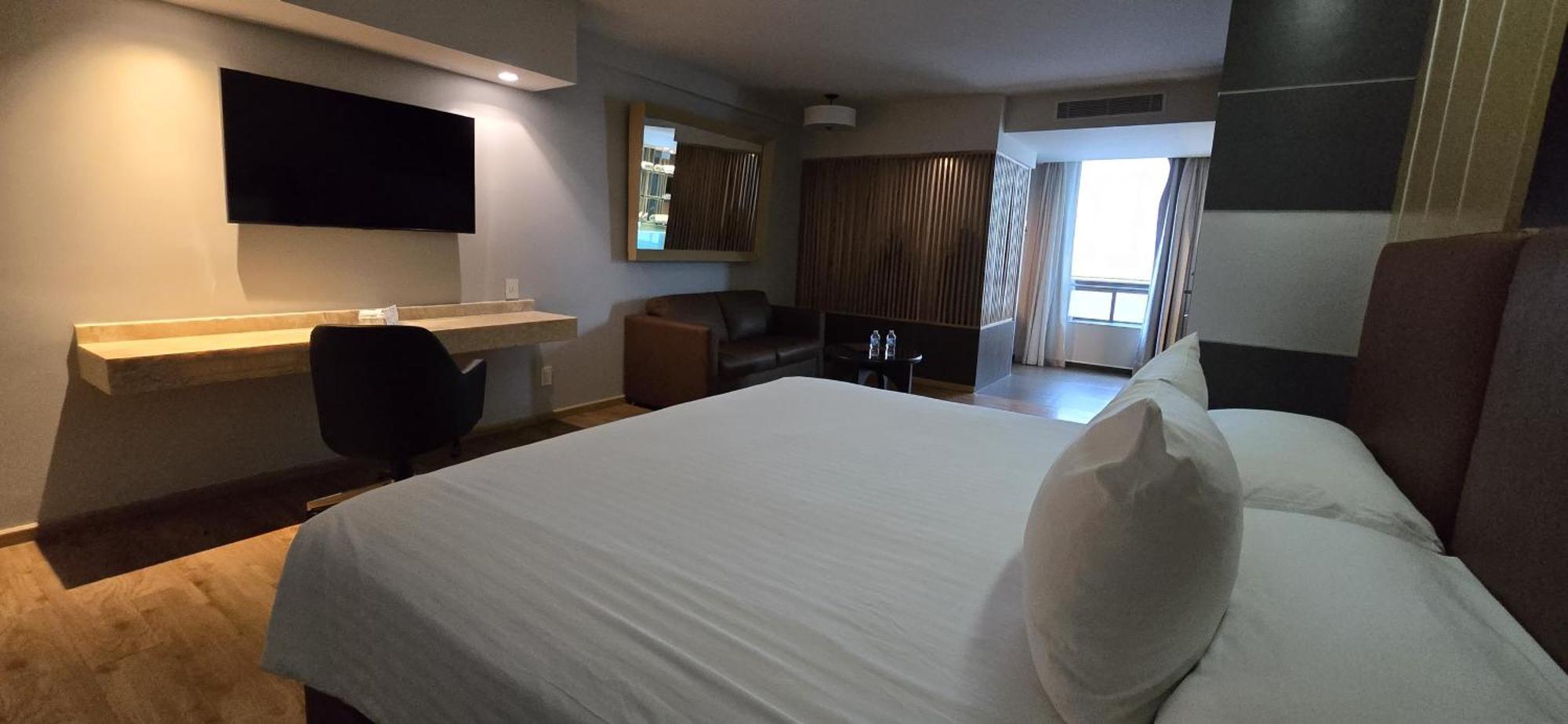 Ramada By Wyndham Mexico City Santa Fe Dış mekan fotoğraf