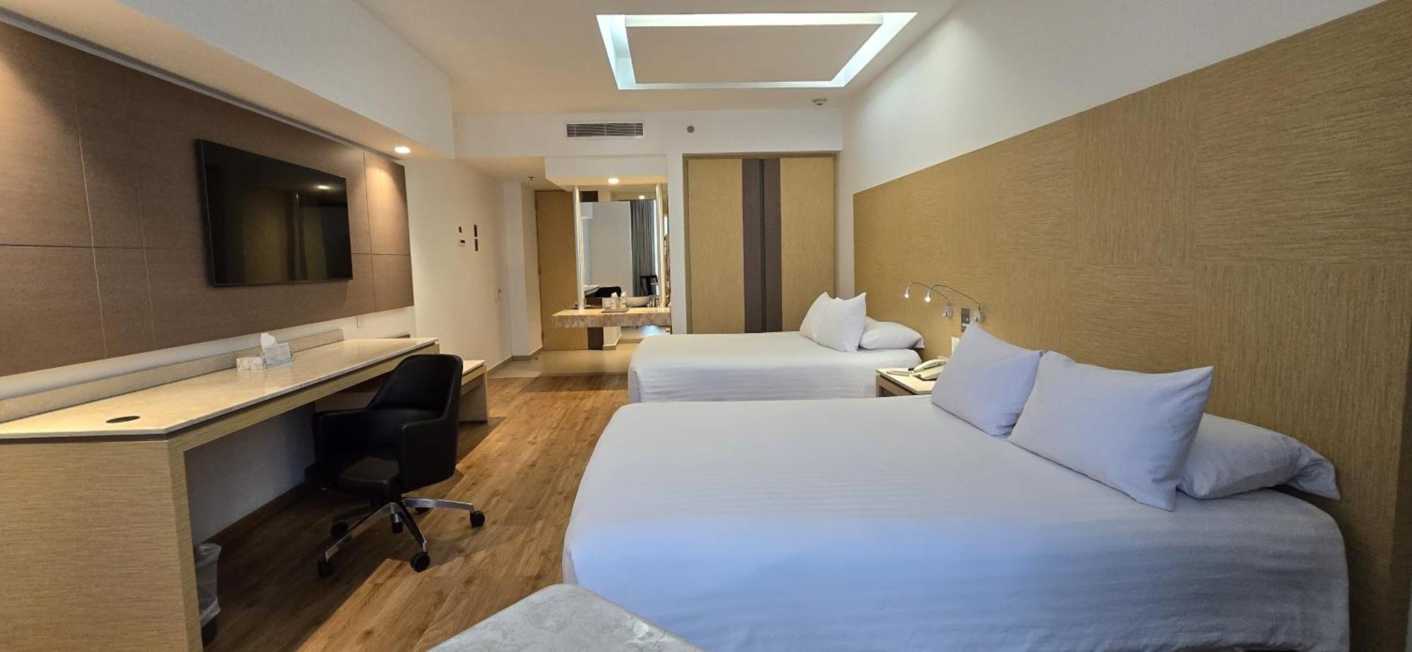 Ramada By Wyndham Mexico City Santa Fe Dış mekan fotoğraf